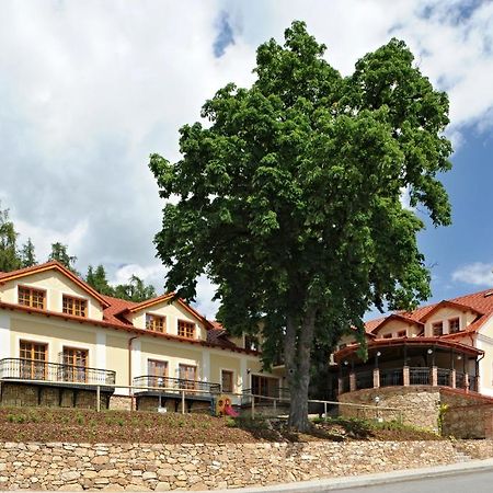 Hotel Gold Chotoviny Ngoại thất bức ảnh