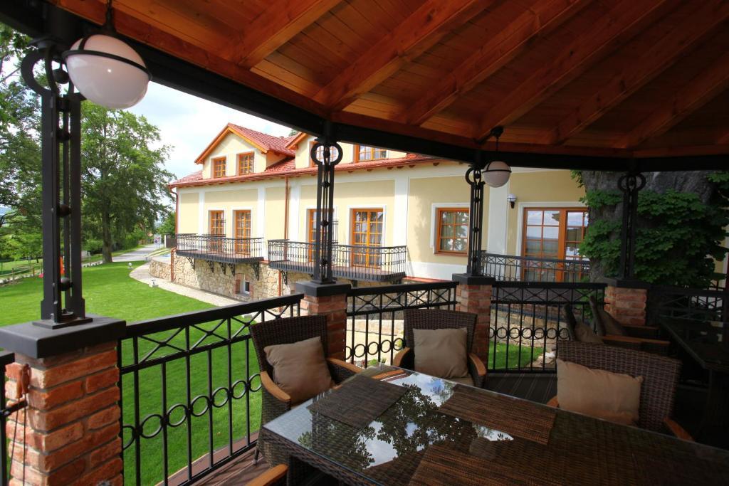 Hotel Gold Chotoviny Ngoại thất bức ảnh